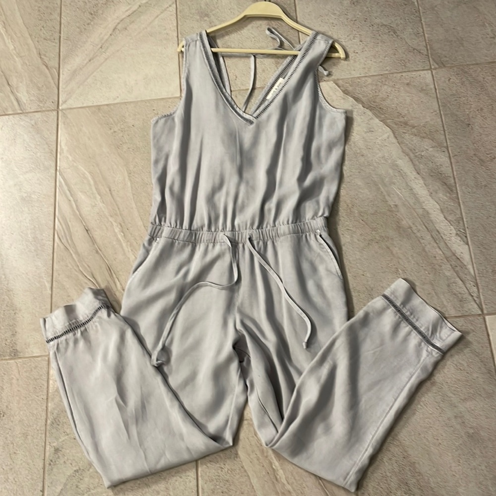 Cloth and stone V neck jumpsuit